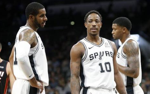 在中场三角 在中场三角